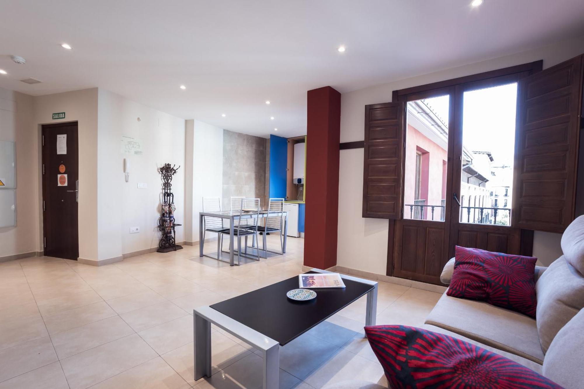 Reyes Catolicos Apartment